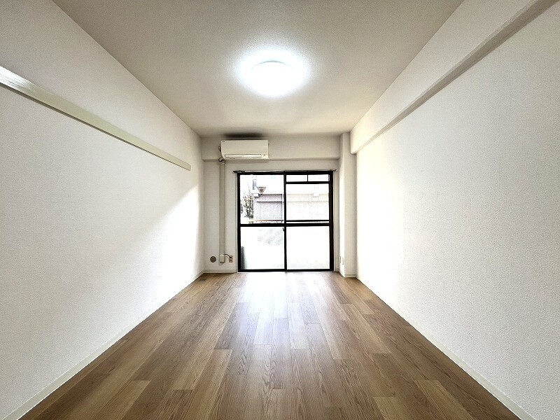 明るいお部屋です