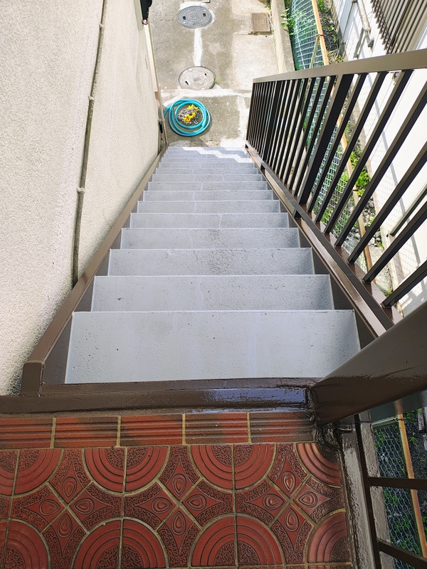 玄関入口階段２