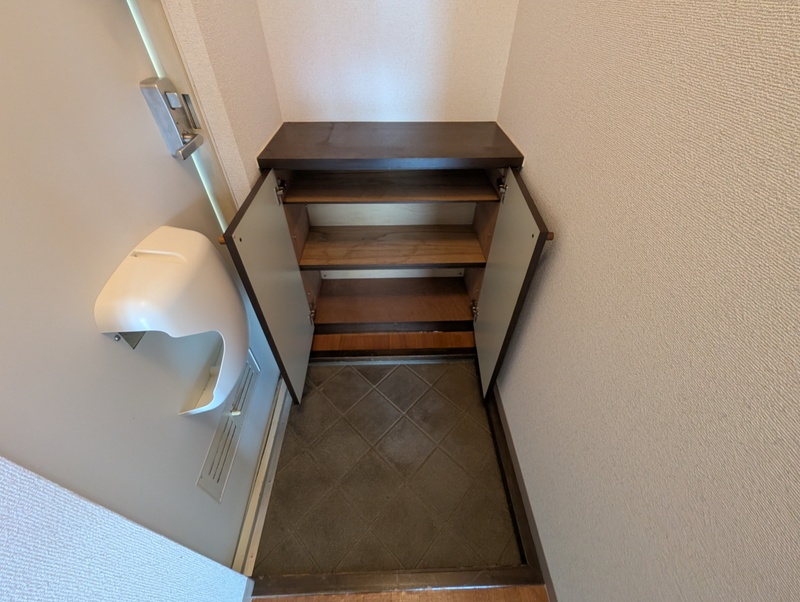 シューズボックスございます。