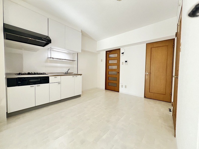 床･壁･キッチン新品です☆