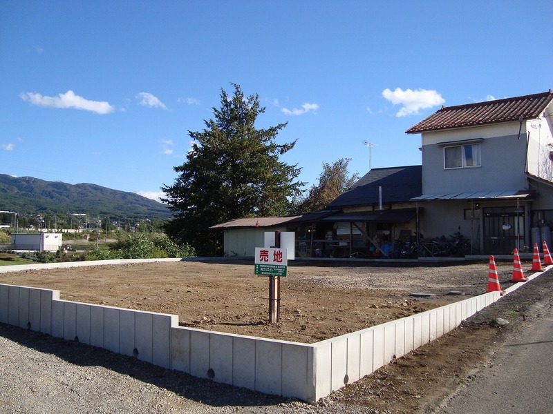 北西からの写真