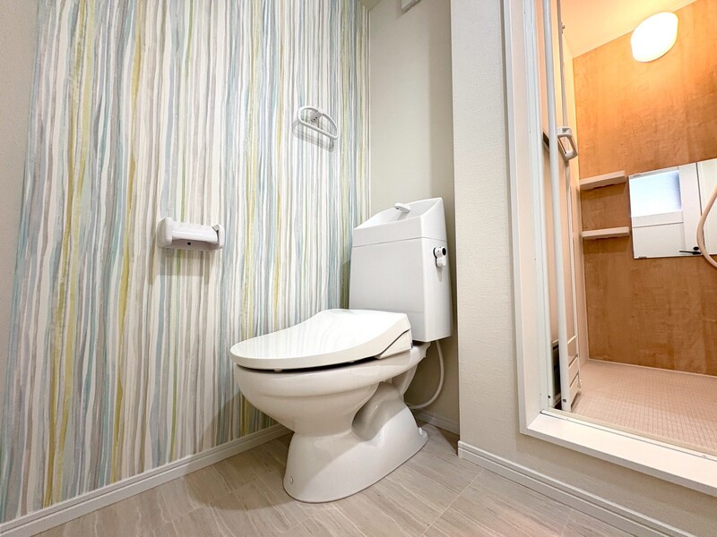 温水洗浄便座完備◎可愛らしいクロスが特徴です。
