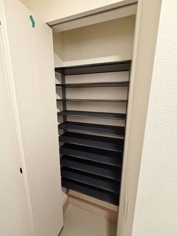 シューズボックス
