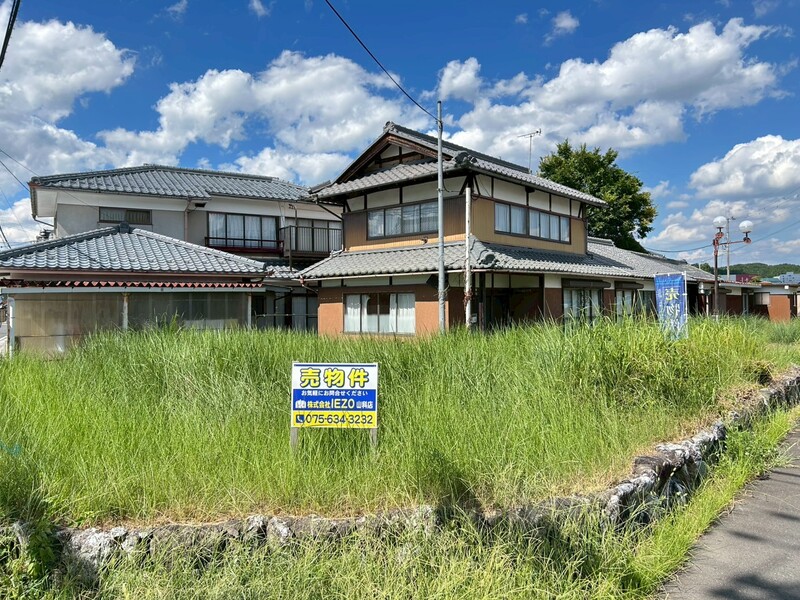 建築条件なし！お好きなハウスメーカー、工務店で建築可能です♪　※古家解体費用別途必要