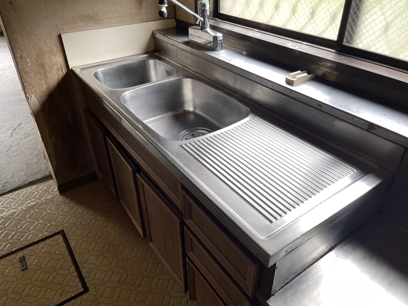 1階キッチンです