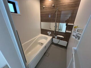 換気小窓付の浴室