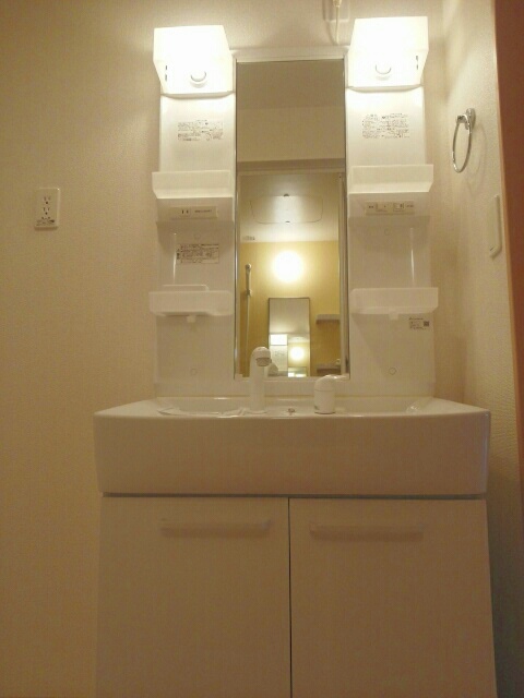 シャワー付き洗面台