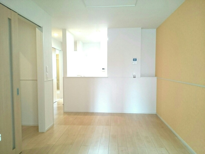 LDK11.9帖　サンルーム側より