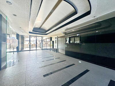 エントランスホール