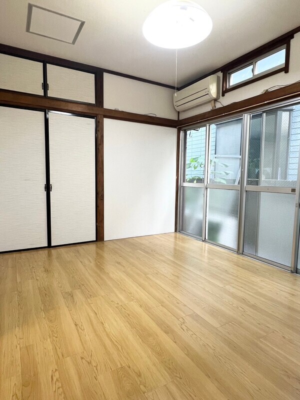 リビング（別部屋）