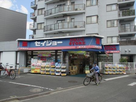 ドラッグストア