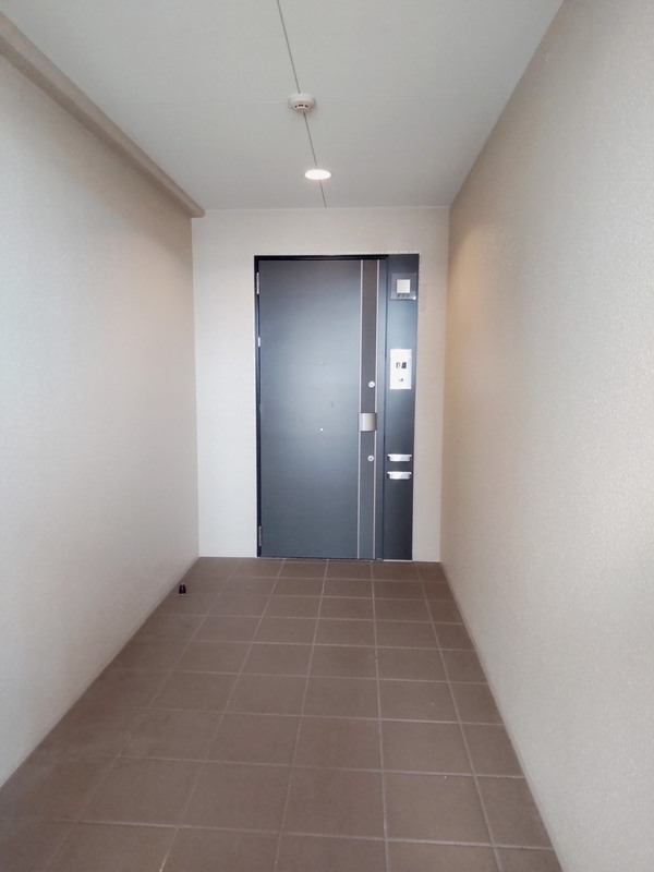 部屋エントランス