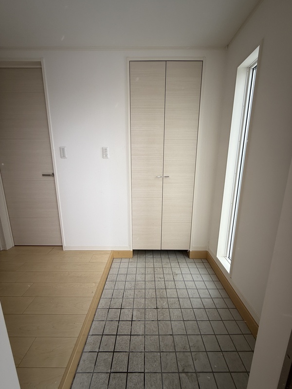 玄関　（内側）