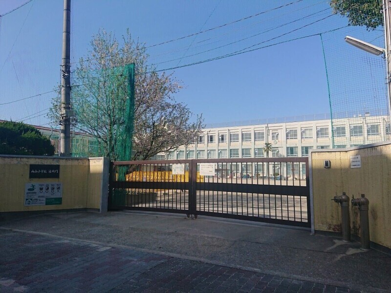 名古屋市立老松小学校
