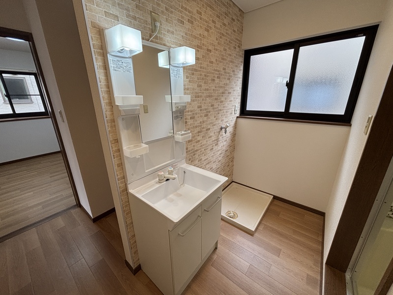 洗面化粧台、室内洗濯機置き場