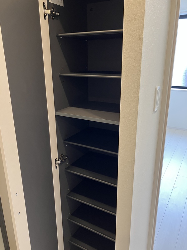 シューズボックス