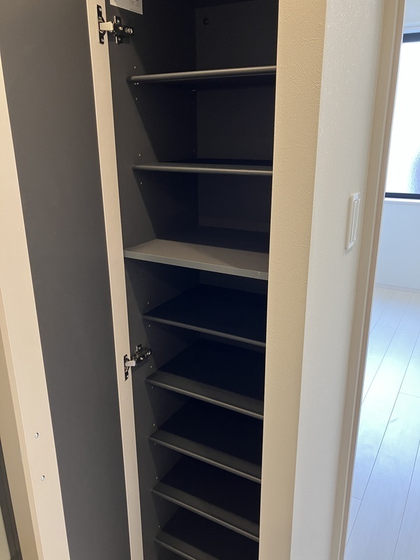 シューズボックス