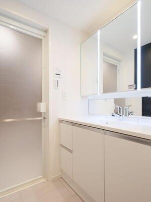 パウダールーム