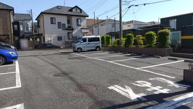 グレースコート 駐車場