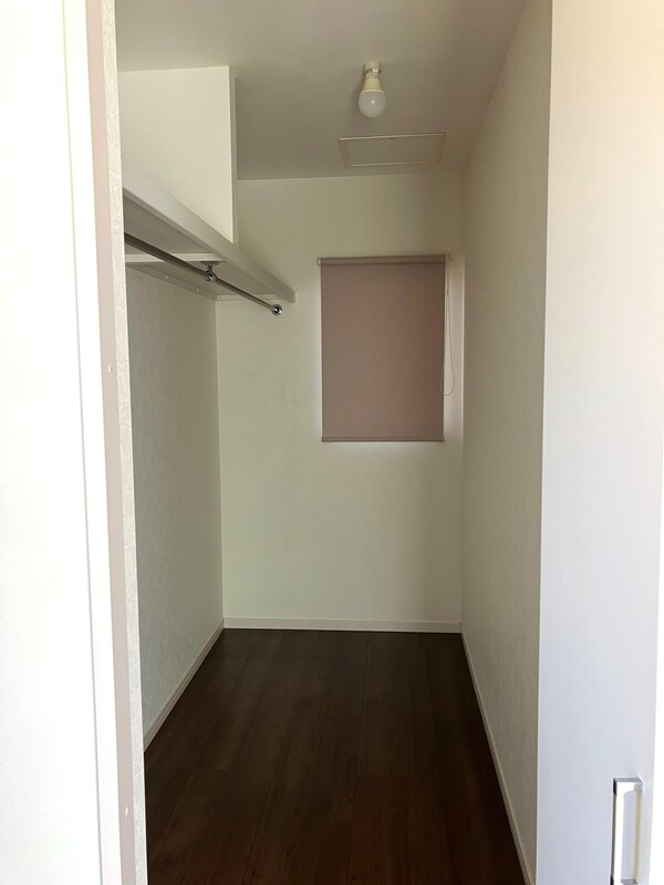 ２階　ウォークインクローゼット