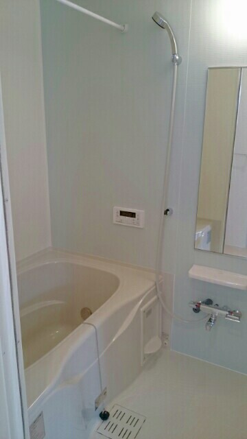 追い焚き機能、浴室乾燥機付き