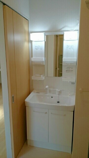 シャワー付き洗面台