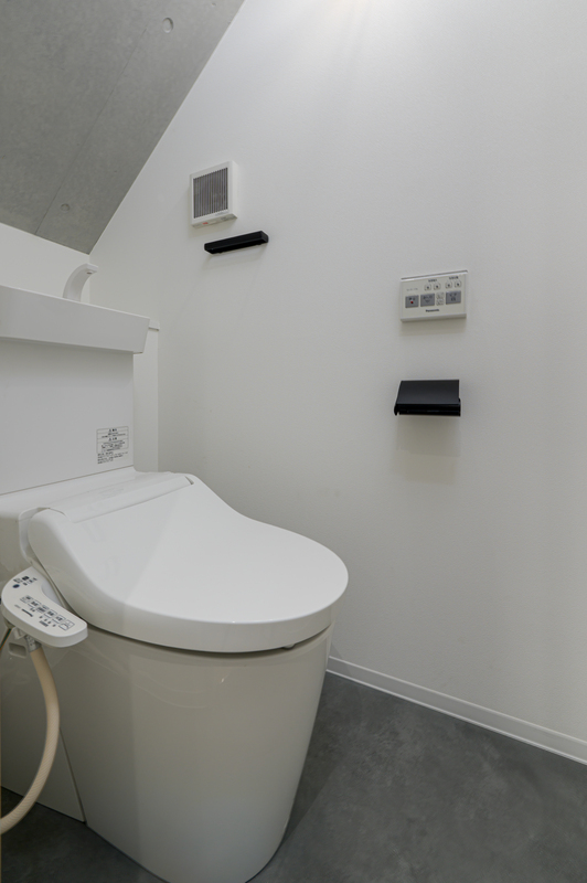 清潔感のあるスタイリッシュなWC