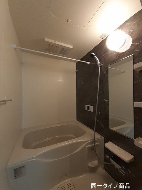 追い焚き機能、浴室乾燥機付き※建築中の為、イメージです。