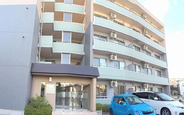 敷地内駐車場完備