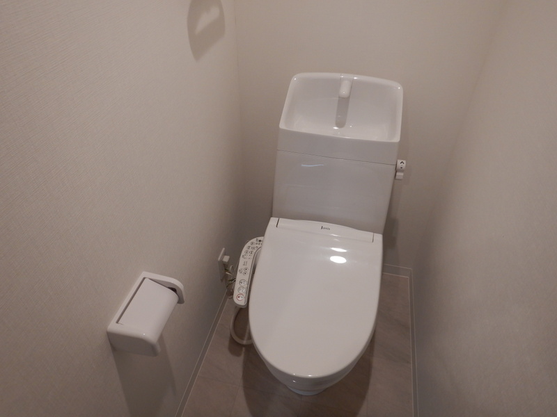 ウォシュレット完備