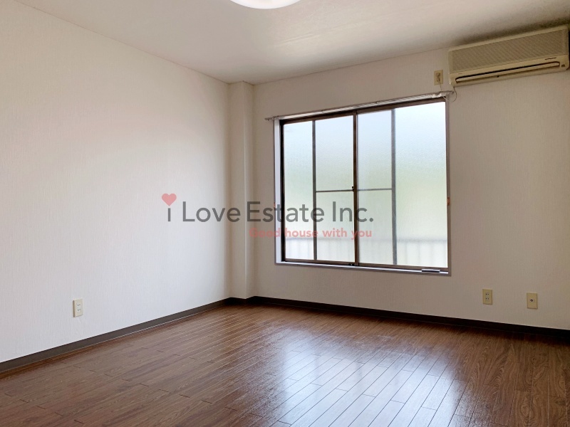 朝日の差し込む高層階明るいお部屋！