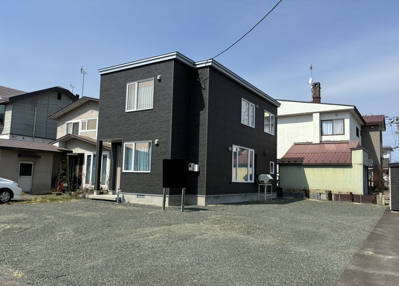 buildingImage
