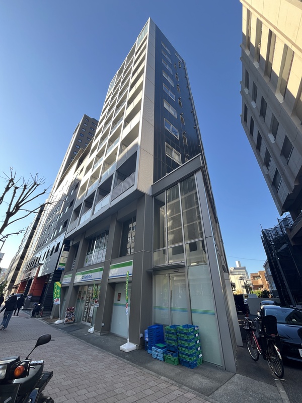 ラ・ヴィスタ西新宿の外観