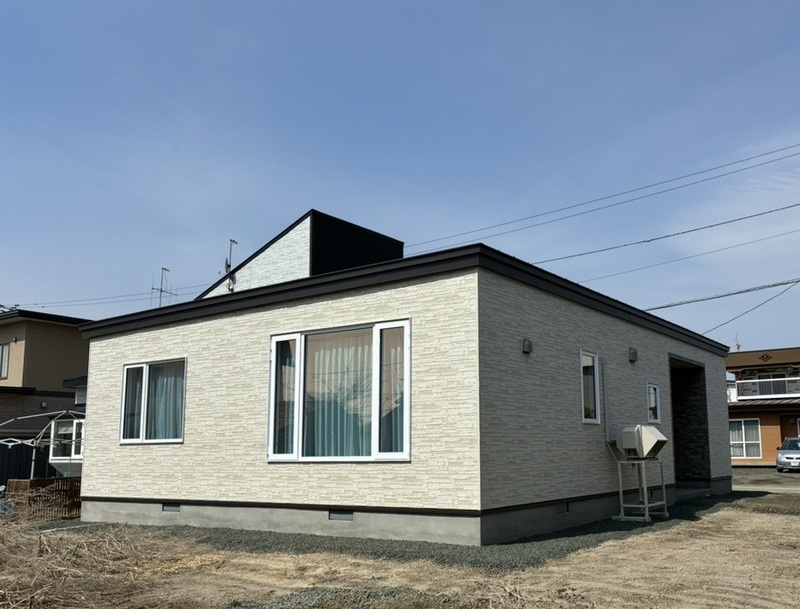 buildingImage
