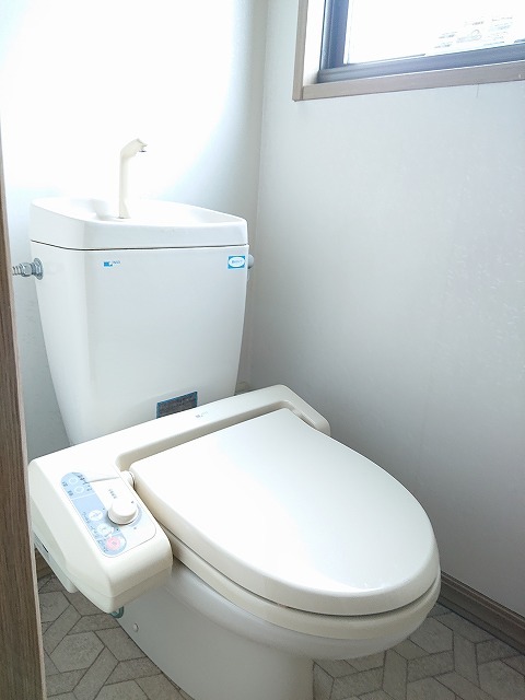 1階トイレ　2階にもあり