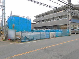只今建築中