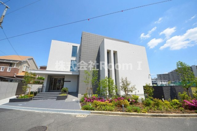 buildingImage
