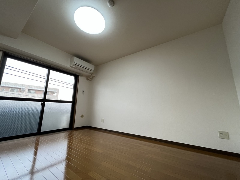 お部屋は南向きです（他のお部屋の参考写真です）
