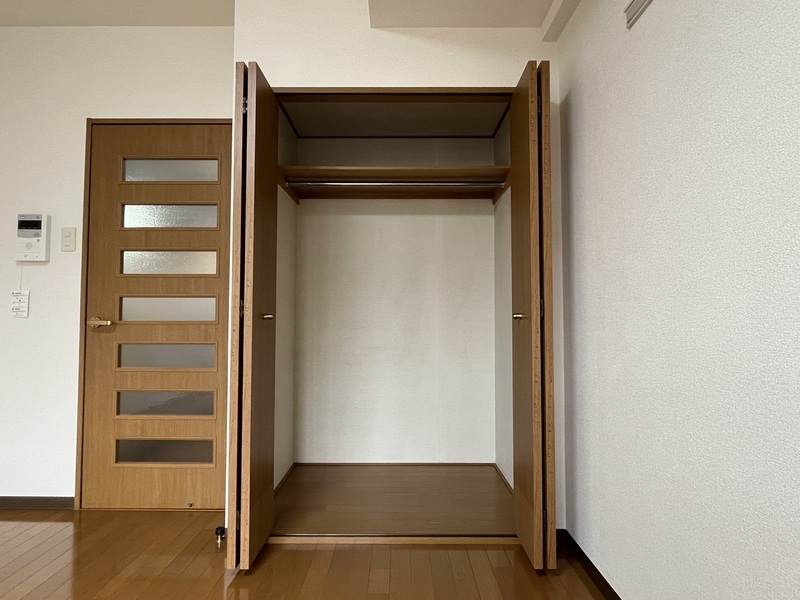 クローゼット（他のお部屋の参考写真です）
