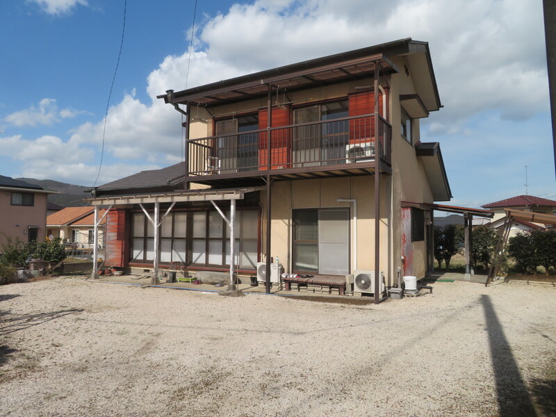 buildingImage