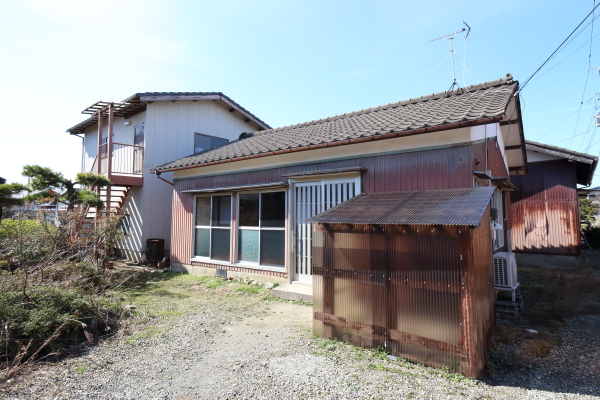 buildingImage