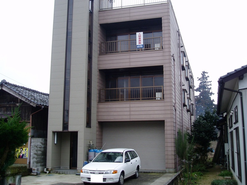 buildingImage