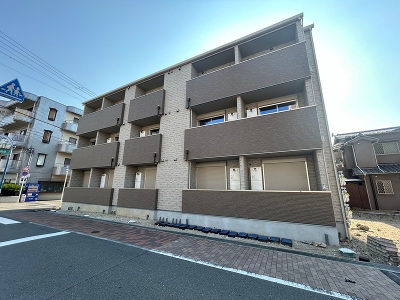 buildingImage
