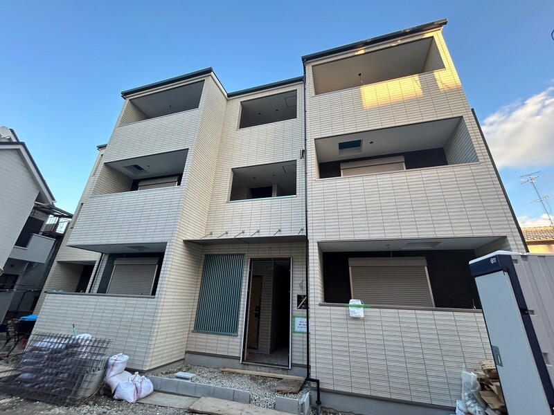 buildingImage