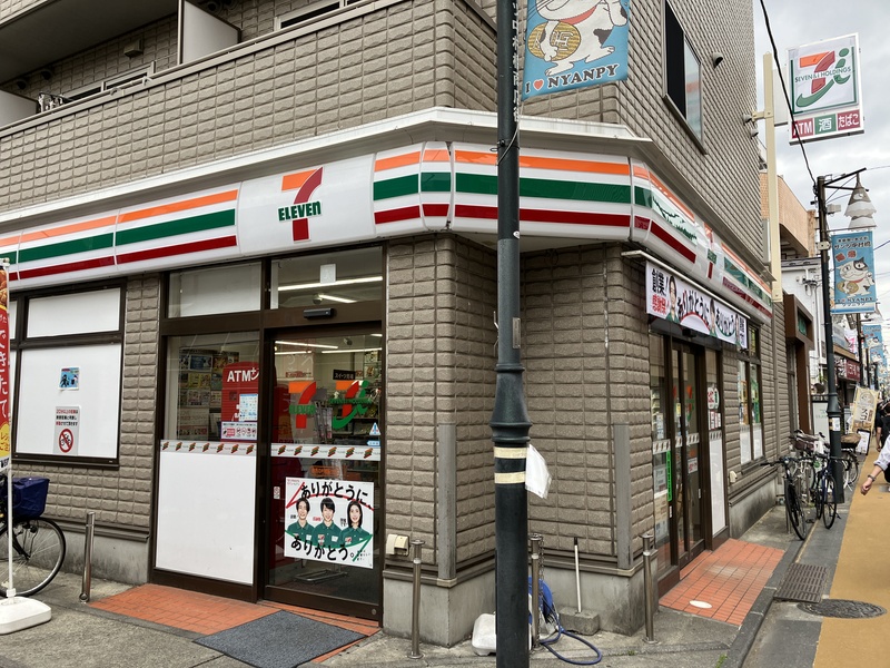 コンビニ