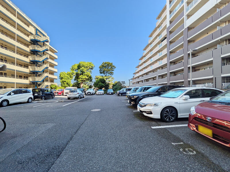 ハイマート西千葉 駐車場
