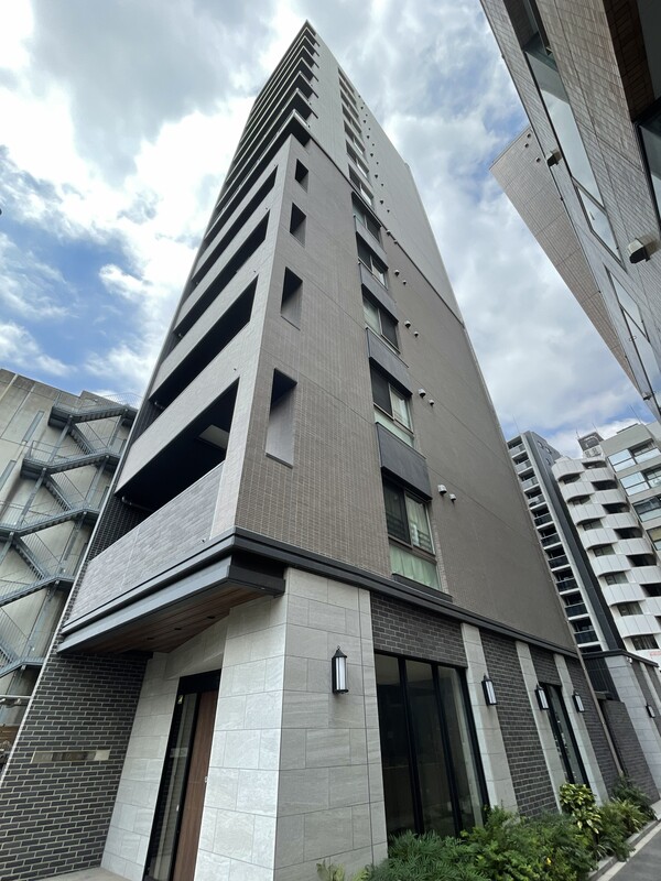 フレンシア四谷左門町の建物外観（募集元提供）