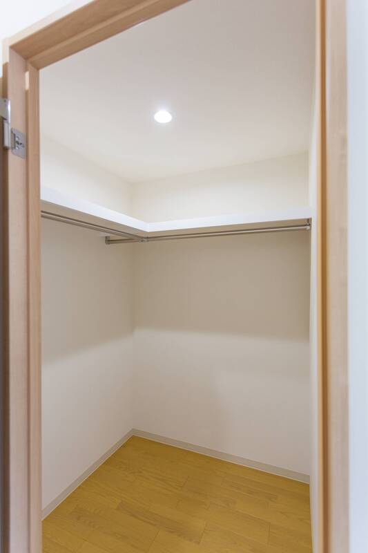 レオ伍拾番館 収納