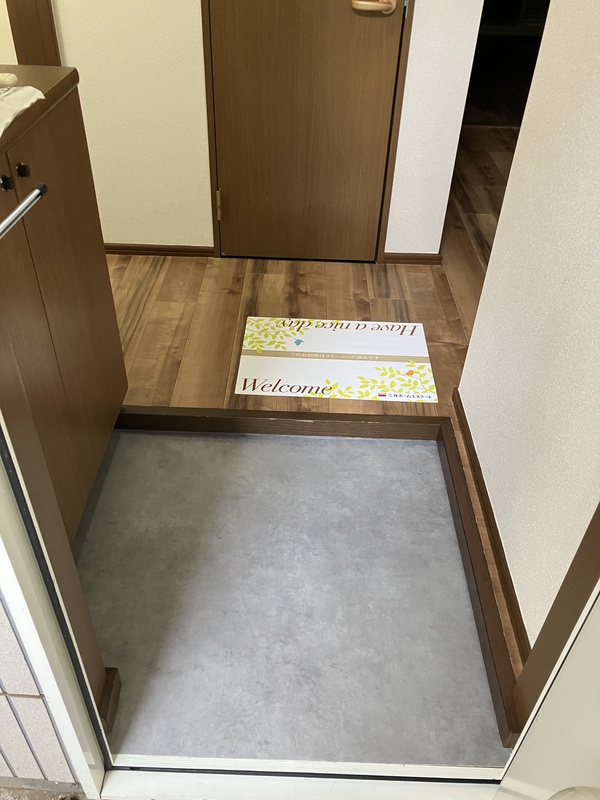 グリーンヒルみのり 玄関