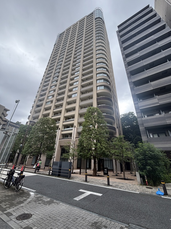 パークコート虎ノ門愛宕タワーの外観